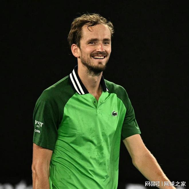 多像内马尔 多像内马尔